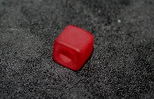 Polariswürfel Großloch hellrot matt 6x6mm