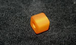 Polariswürfel Großloch topas matt 6x6mm