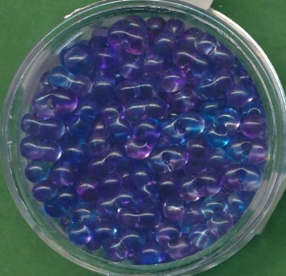 9644234 Farfalle Perlen 6,5x3,2mm transparent blau-lila 17g