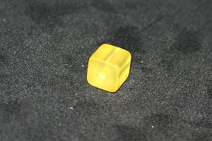 Polariswürfel gelb 8x8mm