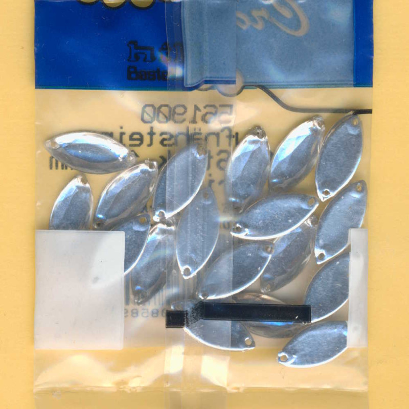 561900 Aufnähsteine Blätter 16x7mm kristall 15 Stück