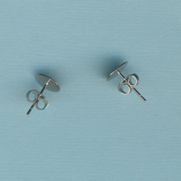 yw0001433 304 Edelstahl Ohrstecker flach 8mm platin 2 Stück