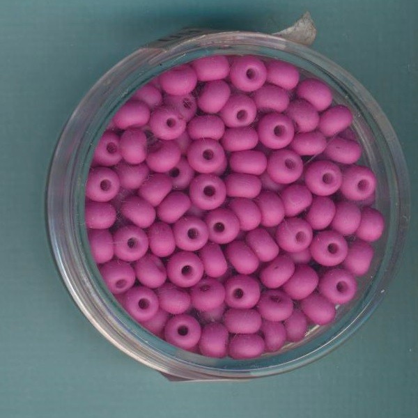 9690054_Rocailles-4,5mm-fuchsia-matt-17g