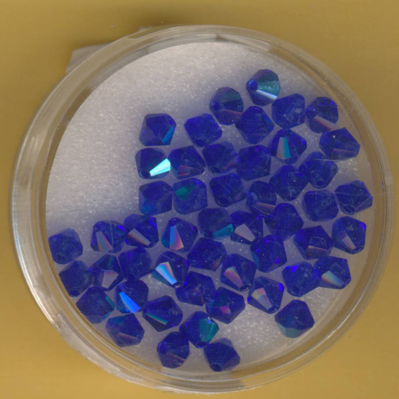 14210830 Brillant Schmuckschliffperlen 4mm gelüstert safir 50 Stück