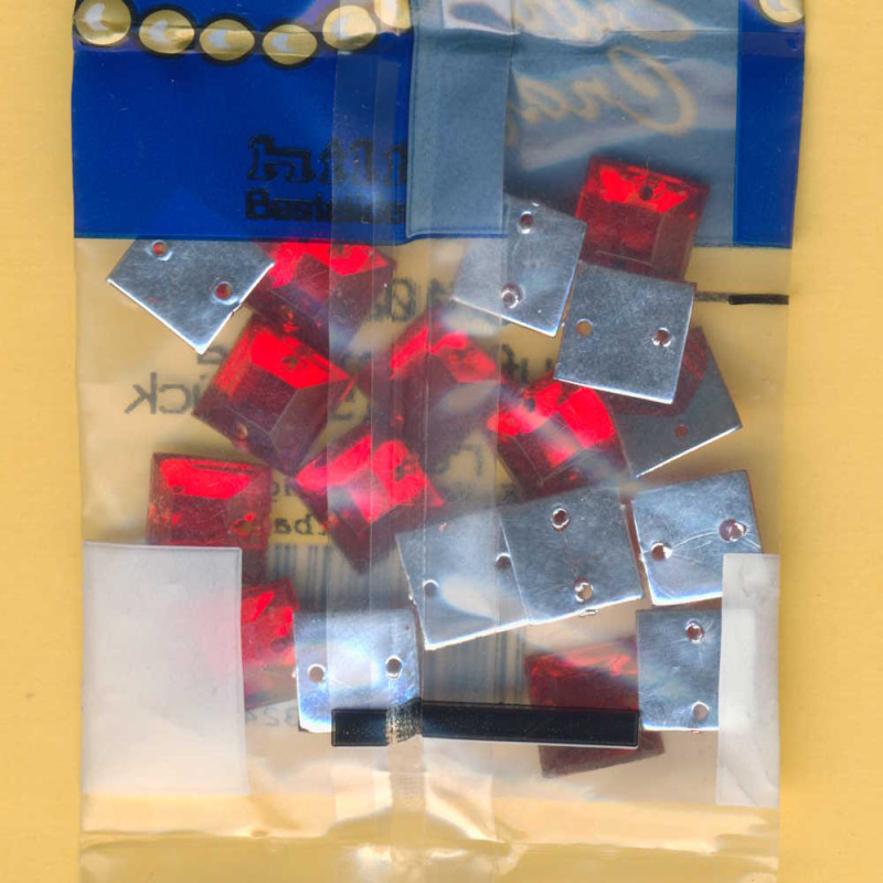 561029 Aufnähsteine Quadrat 10x10mm rot 15 Stück