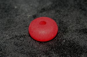 370512231 Polarisperle Großloch Rad 12mm hellrot matt