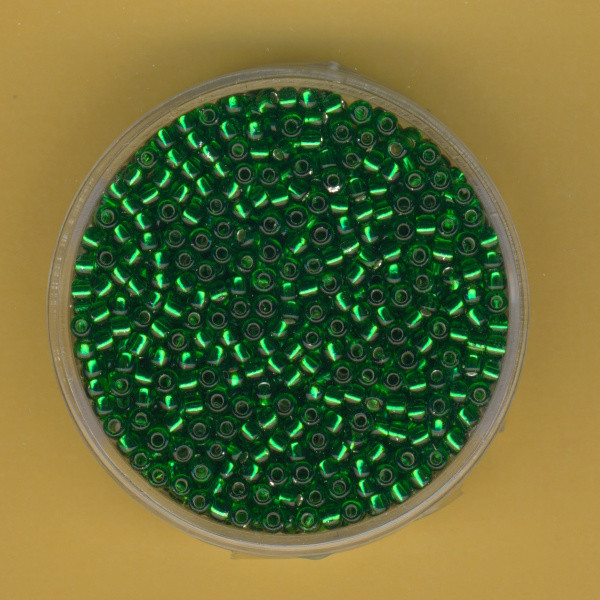 9611278 Toho Beads 2,2mm grasgrün Silbereinzug 12g