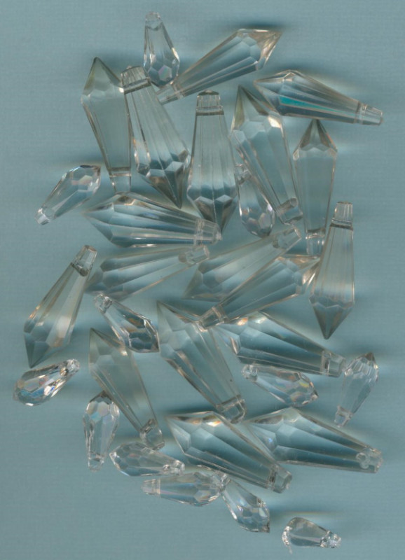 132-30 Acrylkristall kristall 30 Stück sortiert