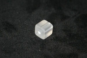 500808111 Polariswürfel weiß 8x8mm