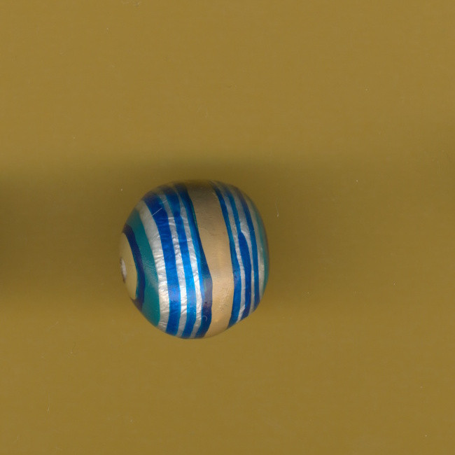 17054000 Capiz Perle 20mm handbemalt Streifen blau silber