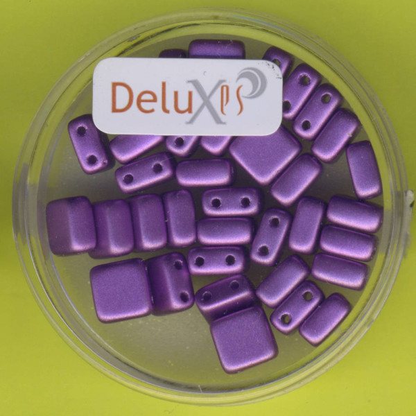 9700-06364 2 hole Square Beads Deluxes 6mm lila metallic 35 Stück