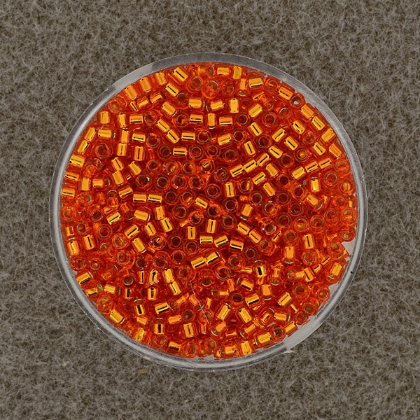 9664114_Delica-Beads-2,2mm-orange-Silbereinzug-9g