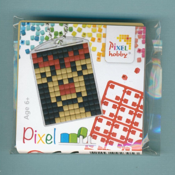 px23053 Pixelhobby Medaillon Set Rentier 1