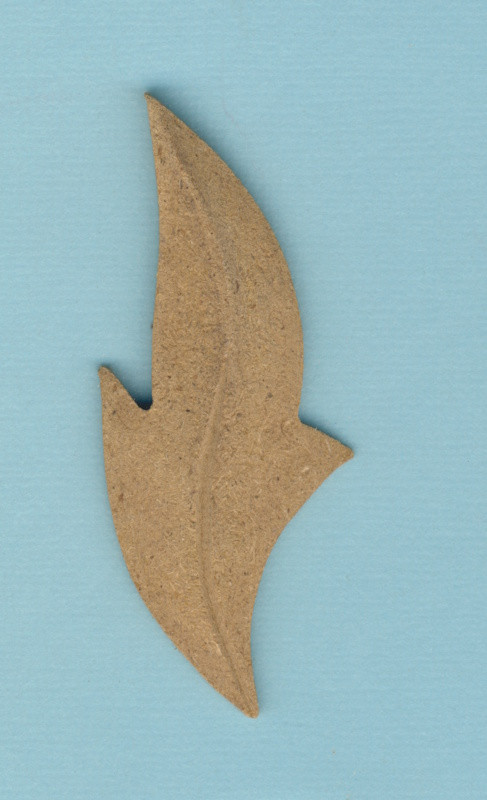 078680006 Holz Dekor Dahlienblatt 7,3x3cm