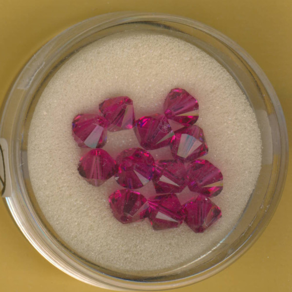 5301-06534 Swarovski Glasschliffperlen 6mm fuchsia 12 Stück