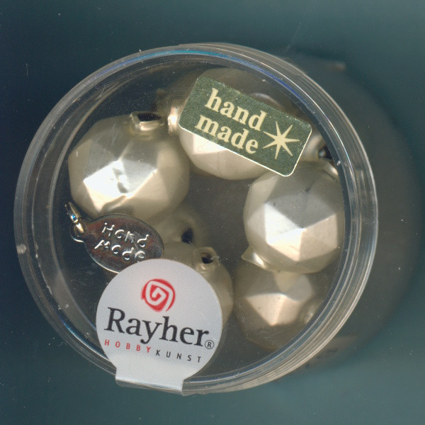 1480402 Glas Rautenperlen 13mm weiß matt 8 Stück