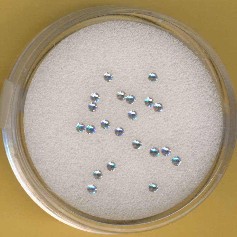 1121-01134 Swarovski Klebesteine 1,7 - 1,9mm kristall 20 Stück