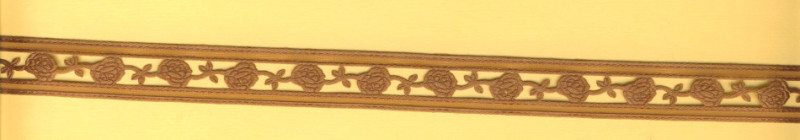 3822593 Dekoband Rosen 15mm nougat 2,7m