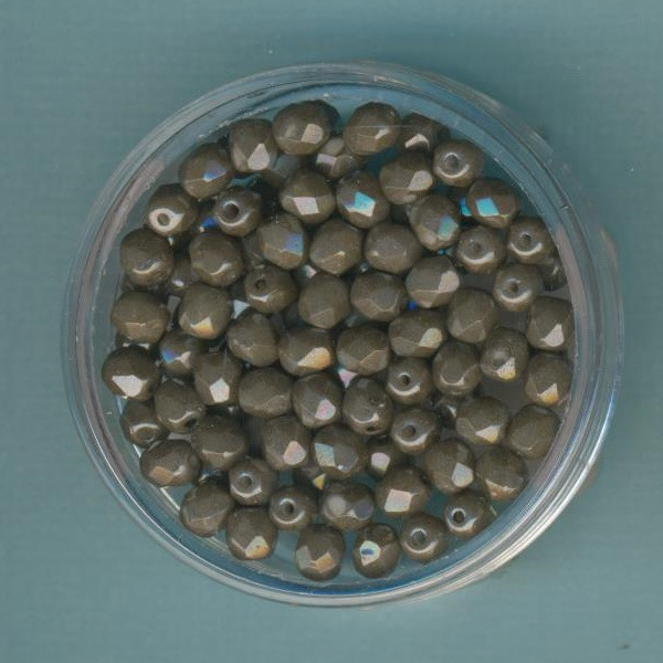 4014449 Glasschliffperlen 4mm kreide weiß grau 100 Stück