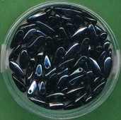 518108724_Daggy-Beads-2,5x8mm-jet-hematite-70-Stück