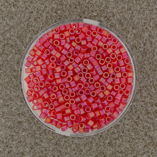 96641164_Delica-Beads-2,2mm-rot-AB-matt-7g