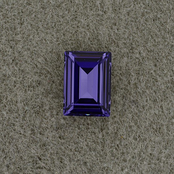 Swarovski Glasstein 18x13mm tanzanite