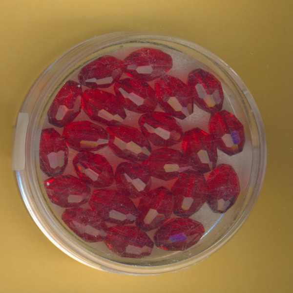 5074-08234 Glasschliffperlen Oliven 6x8mm rot 24 Stück