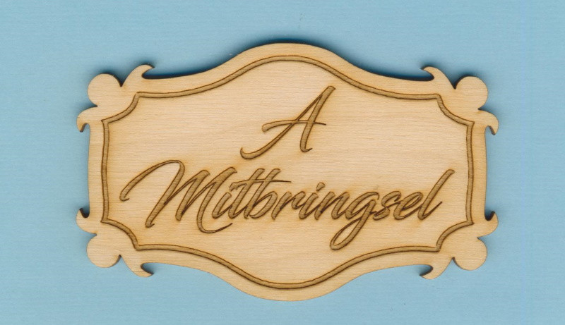 bag6309_Holz-Deko-Banner-A-Mitbringsel-graviert-9cm