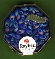 Magatama 4x7mm royalblau transparent frost 9g