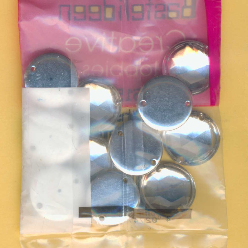 561500 Aufnähsteine rund 15mm kristall 12 Stück