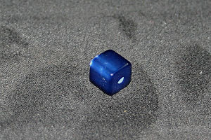 500808581 Polariswürfel dunkelblau 8x8mm