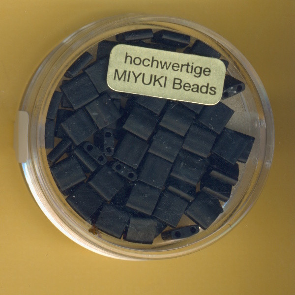 9660-304 Miyuki Tila Beads 5x5mm schwarz matt 6g