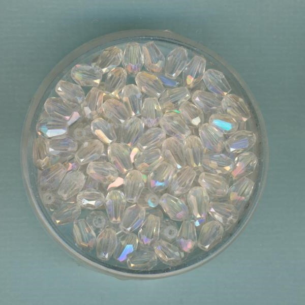 31859 Glasschliffperlen Tropfen 3x5mm kristall AB 100 Stück
