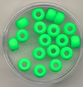 431407774 Glasring 7mm neon grün 18 Stück