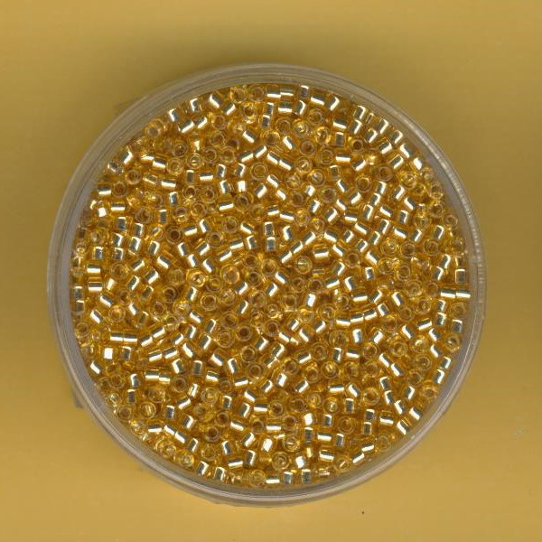 19017 Delica Beads 11/0 2mm Silbereinzug gold 9g