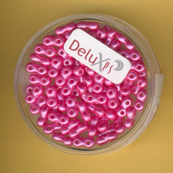 9696-06594 Infinity Beads 3x6mm dunkelrosa 5,5g