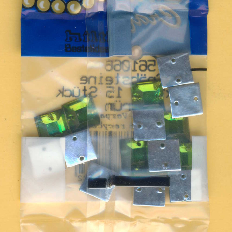 561066 Aufnähsteine Quadrat 10x10mm grün 15 Stück