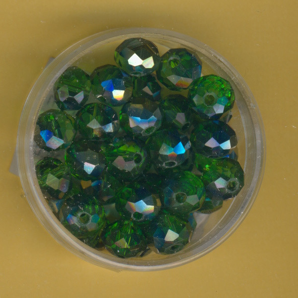 a0348810 Glasschliffperlen Rondelle 6x8mm grün AB 32 Stück
