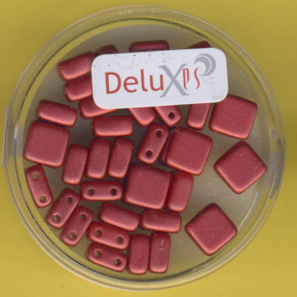 9700-06244 2 hole Square Beads Deluxes 6mm rot metallic 35 Stück