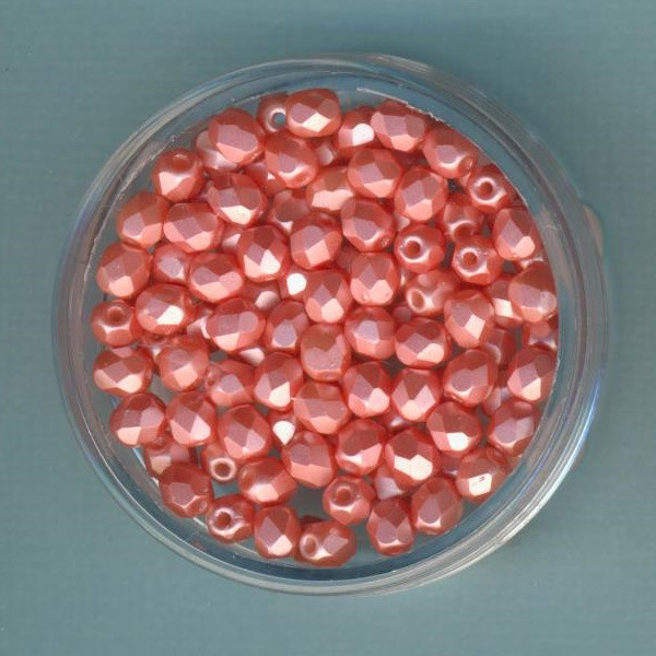 4025007 Glasschliffperlen 4mm Alabaster pastell rosa 100 Stück