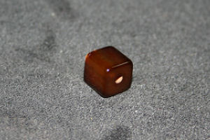 500808201 Polariswürfel braun 8x8mm