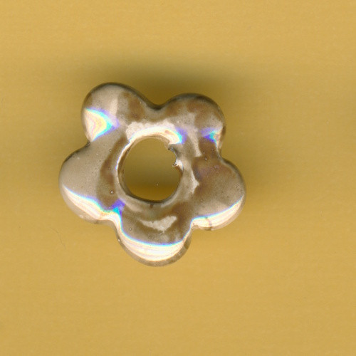 455010011 Keramikperle Blume 22mm naturfarben