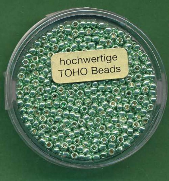 9667034_Toho-Beads-2,2mm-metallic-hellgrün