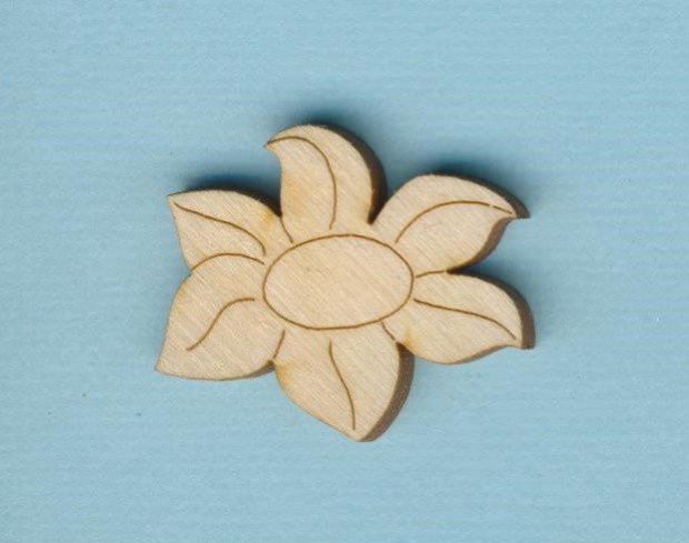 blh6103_Holz-Deko-Blume-mit-spitzen-Blütenblätter-3cm