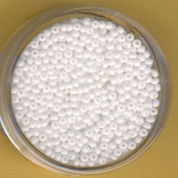 9219-114 Rocailles 2mm weiss satt 17g