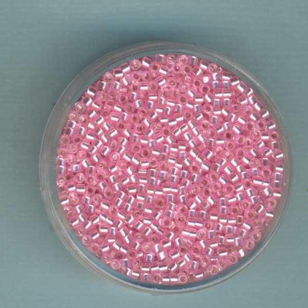 db1335 Delica Beads 11/0 2mm rosa Silbereinzug 9g