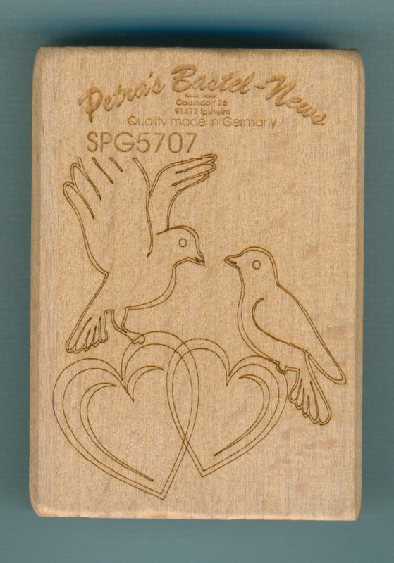 SPG5707 Holzstempel Tauben mit Doppelherz 7x5cm