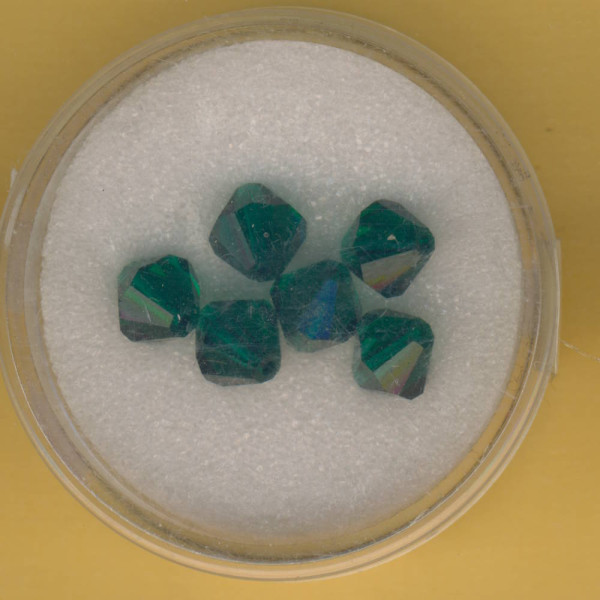 53017749 Swarovski Glasschliffperlen 7mm emerald 6 Stück