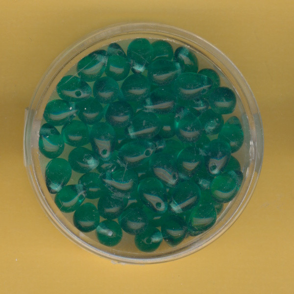 0745-194 Glasperlen Tropfen 5x7mm emerald 60 Stück