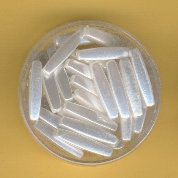 0807-18314 Wachsperlen Röhrchen 4x18mm weiß 30 Stück